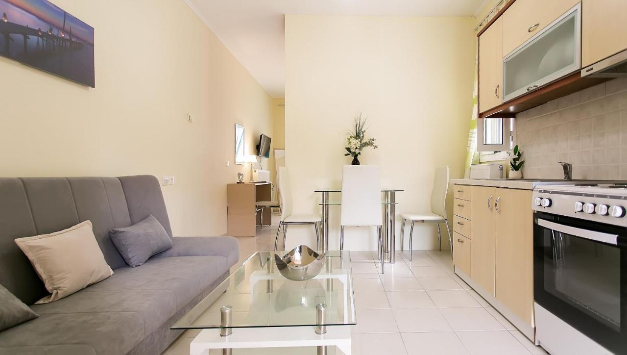 Tranquil Apartments Corfu Kontokali Bagian luar foto