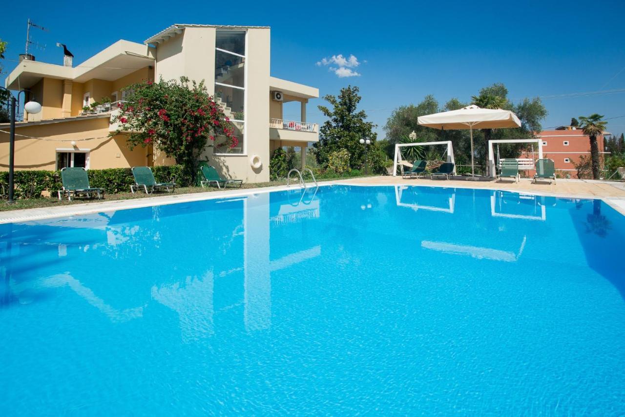 Tranquil Apartments Corfu Kontokali Bagian luar foto